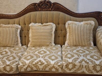 كنب مجلس للبيع