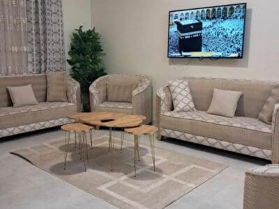 توصيل جمعية خيرية ياخذون الاثاث المستعمل بالرياض 0542284584