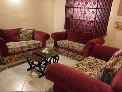 توصيل جمعية خيرية تستقبل تاخذ الاثاث بالرياض 0542284584