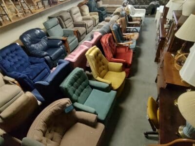 توصيل جمعية خيرية تستقبل المستعمل بالرياض تاخذ الاثاث المستخدم