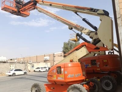 بوم ليفت للايجار رافعات للايجار يجار