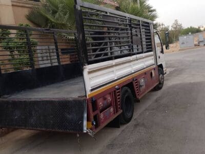 دينا طش الاثاث القديم