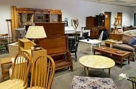 دينا نقل و طش عفش شرق الرياض 0537422374 تالف