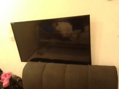 شاشه 42 بوصة