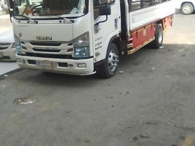 دينا نقل عفش داخل وخارج الرياض 0502663827