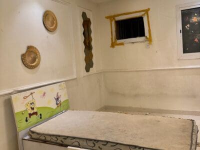 حقين الاثاث المستعمل بالرياض 0556723860