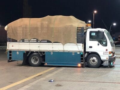 رمي الأثاث القديم بالرياض 0500593881