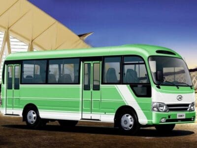 توصيل عمال بالرياض باص