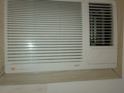 اثاث واجهزة كهربائية