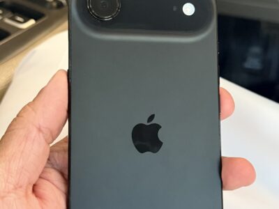 للبيع iPhone Air 256GB لون أسود