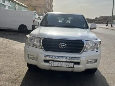 لاندكروزر 2010GXR3 مالك اول