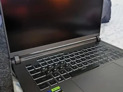 للبيع لابتوب جيمنج ASUS ROG Strix G16 (i7 14th RTX 5050)